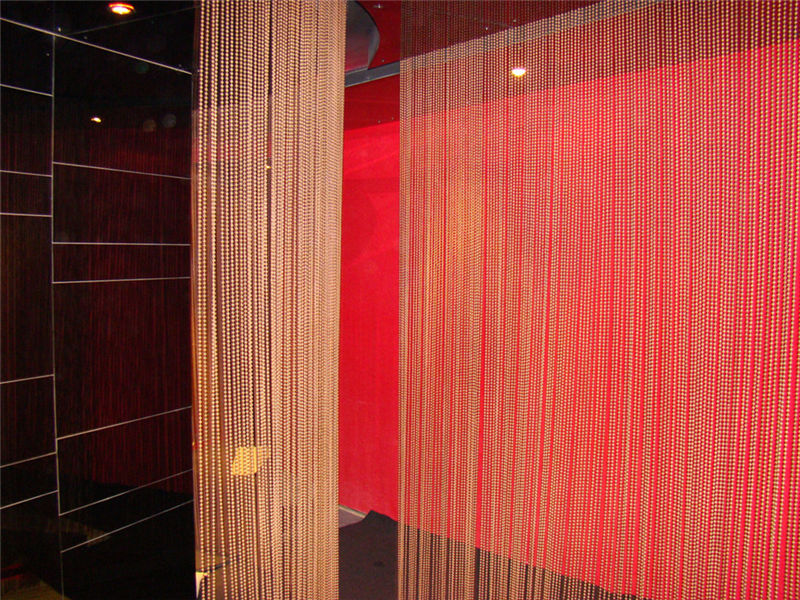 1552536359235674.jpg 茄子污视频网站下载珠簾裝飾.jpg